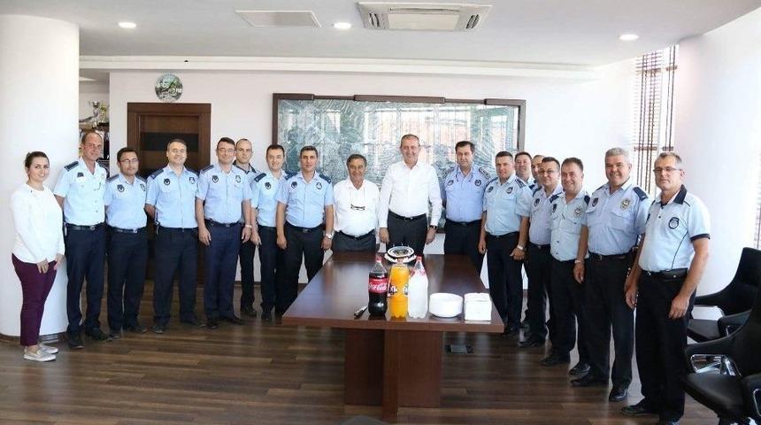 Zabıta Haftası&rsquo;na Pastalı Kutlama