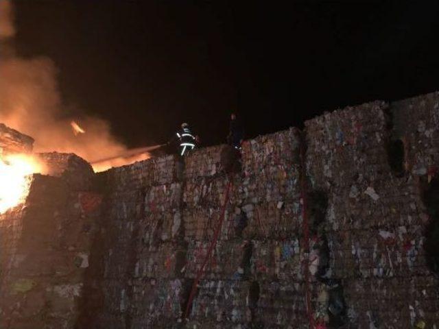Kahramanmaraş'taki Kağıt Fabrikasında Yangın (2)
