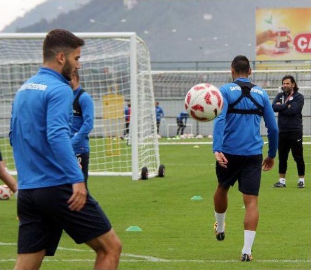 İbrahim &Uuml;z&uuml;lmez: 3 Puanla Başlamak Istiyoruz 1