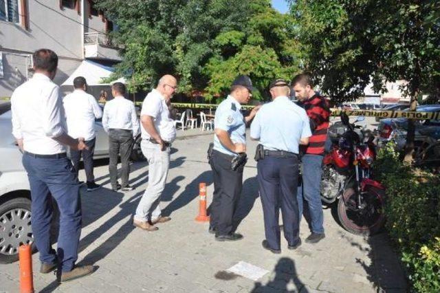 Çay Ocağına Bırakılan Valiz Polisi Alarma Geçirdi