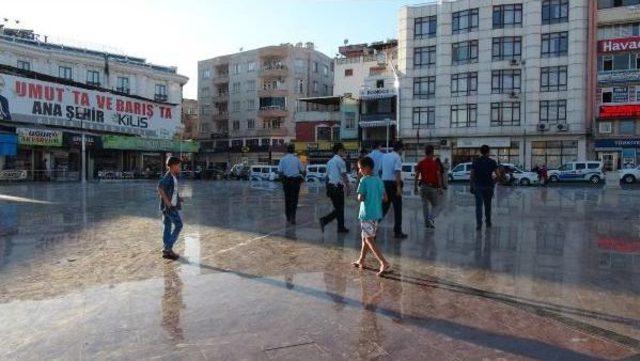 Kilis'te Meydana Bırakılan Çanta Paniğe Yol Açtı