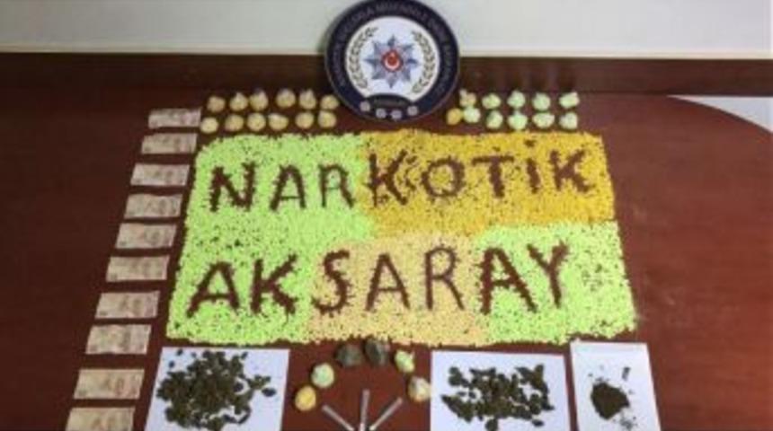 Aksaray'da &Ouml;ğrencilere Uyuşturucu Satmaya Hazırlanmışlar