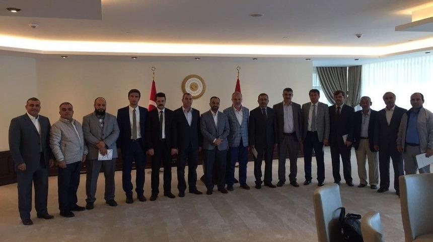 Konak&rsquo;taki İmam Hatip Okulları, Başbakanlık Ofisi&rsquo;nde