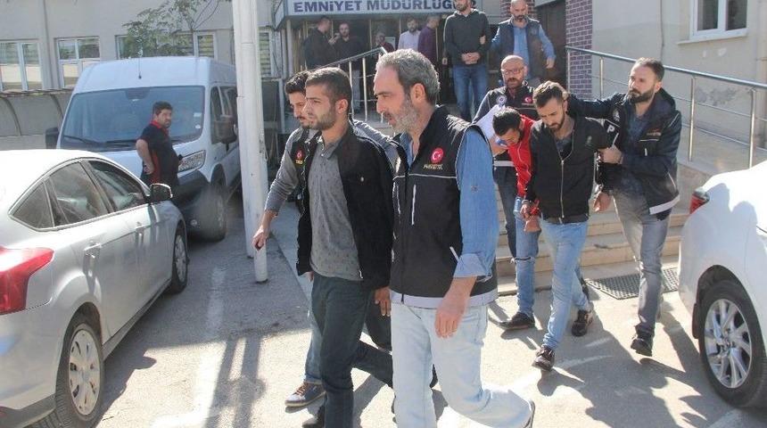 Bursa Merkezli Eş Zamanlı Uyuşturucu Operasyonunda 10 Kişi Yakalandı