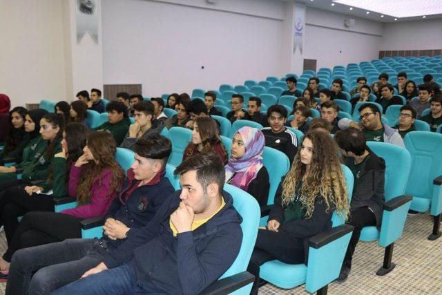 Kardelen Eğitim Kurumları&rsquo;nda 12. Sınıf &Ouml;ğrencilerine Yeni Sınav Sistemi Anlatıldı 1