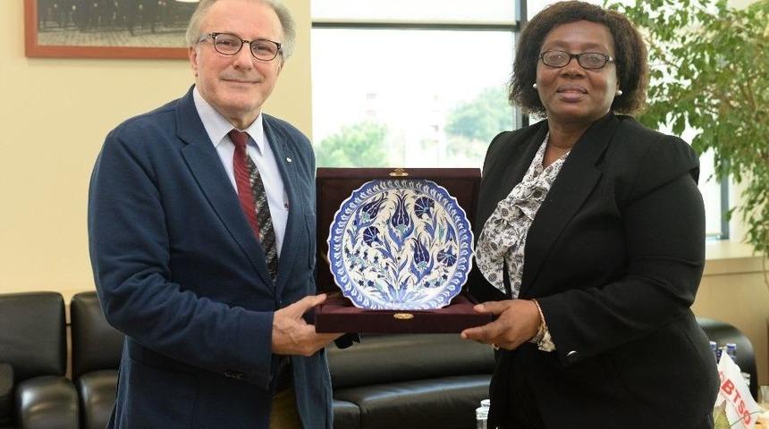 Tanzanya&rsquo;dan Bursalı Tekstilcilere Davet