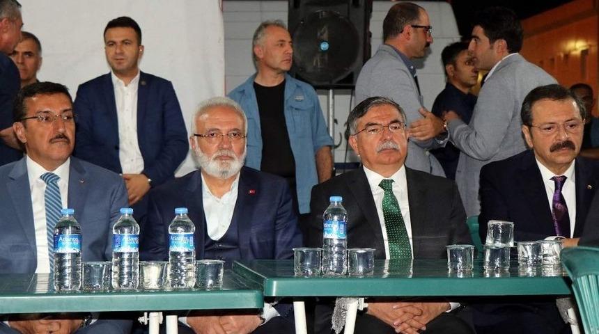 Bakan Yılmaz Ve T&uuml;fenkci&rsquo;den Elitaş&rsquo;a Taziye Ziyareti