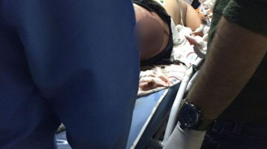 Pervari&rsquo;de Tuzaklı Eyp İş Makinesinin Ge&ccedil;işi Sırasında Patlatıldı: 1 Yaralı