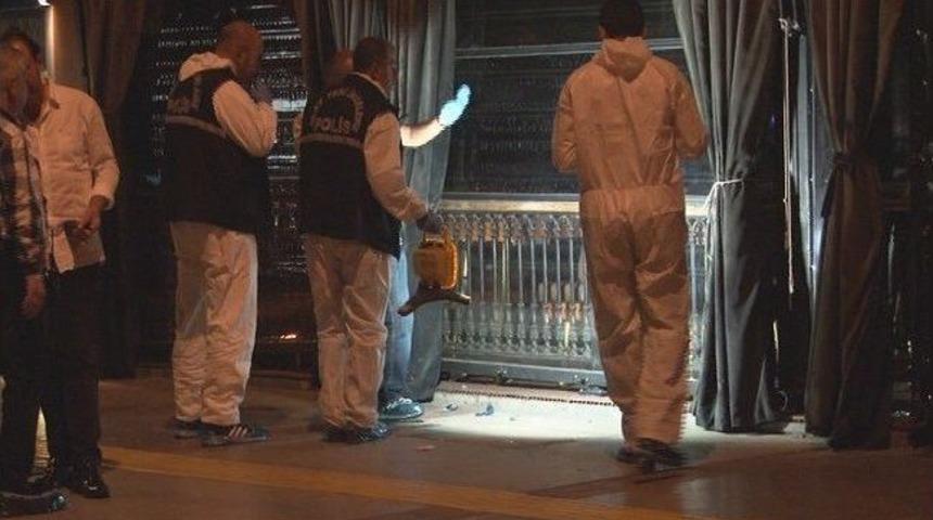 İzmir&rsquo;de Kanlı Gece