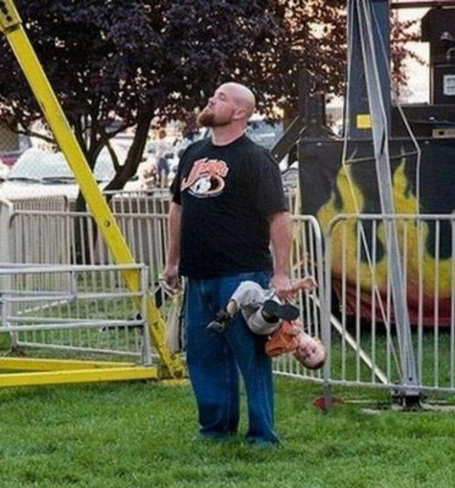 Dünyanın En Kötü Ebeveynleri! 3