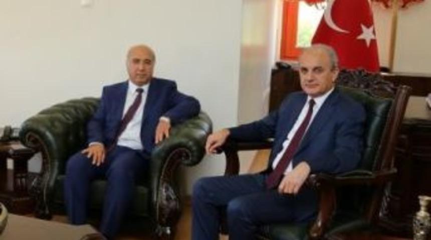 &Ouml;mer Halisdemir &Uuml;niversitesi&rsquo;nde Rekt&ouml;r Devir Teslim T&ouml;reni Ger&ccedil;ekleştirildi