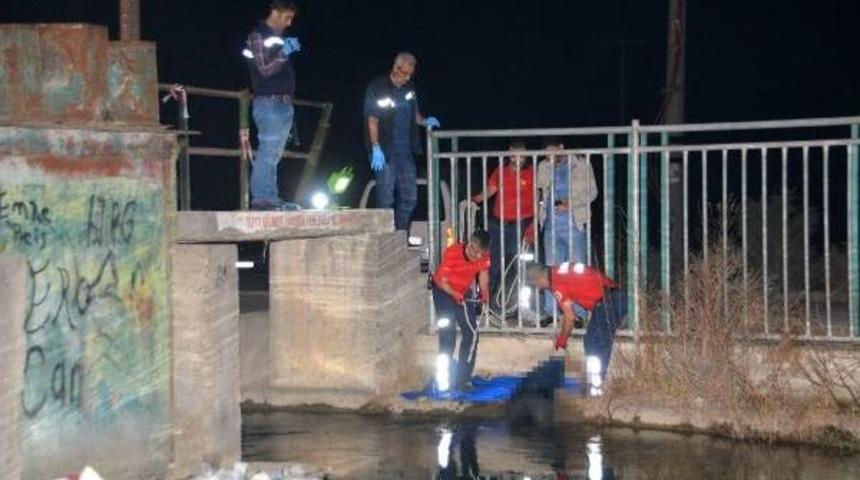 Sulama Kanalında Kadın Cesedi Bulundu