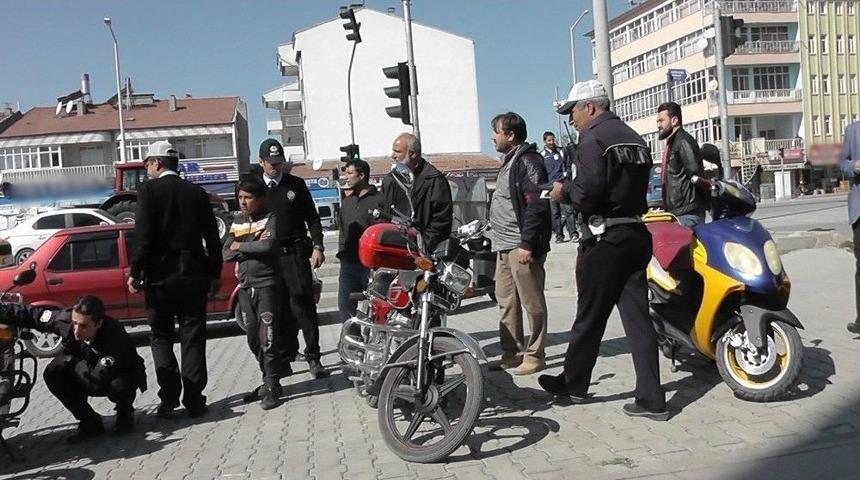 Kulu&rsquo;da &Ccedil;alıntı Ve Plakasız Motosikletler Toplanıyor