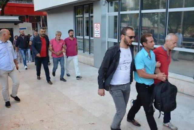 Bursa da &Ouml;zel Harekatlı Şafak Operasyonu: 7 G&ouml;zaltı 3