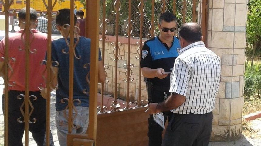 Polis Vatandaşları Su&ccedil; Ve Su&ccedil;lulara Karşı Uyardı