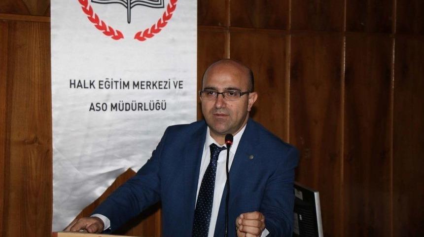 Sivas&rsquo;ta &Ouml;ğretmenlere Yeni M&uuml;fredat Anlatıldı