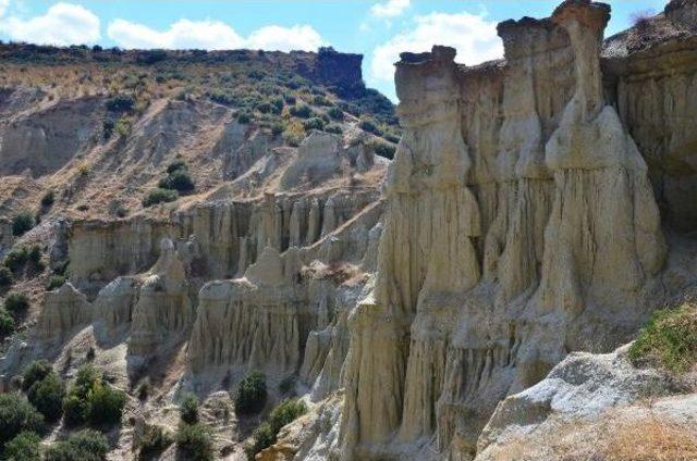 Kula nın Peribacaları Turizmin Ve Yerbiliminin G&ouml;zdesi 3