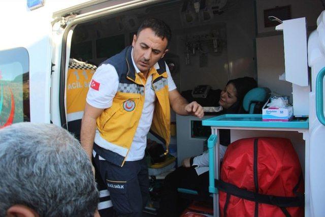 Şanlıurfa’da Öğrenci Servisi Kamyona Arkadan Çarptı: 12 Yaralı