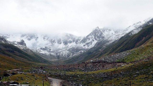 Kaçkar Dağı’na İlk Kar Düştü 1
