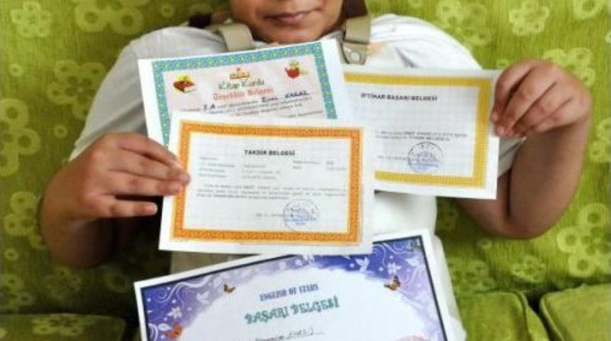 Sma Hastası Enes'in Okuma Azmi