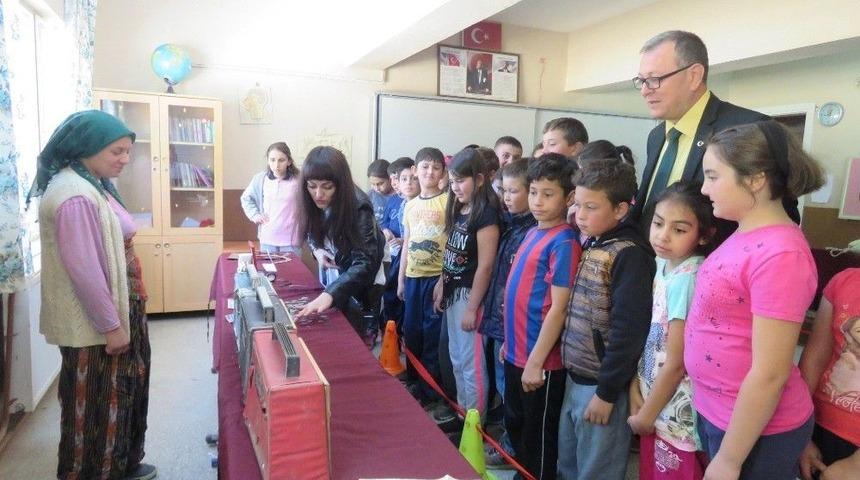 Sarıg&ouml;l&rsquo;de &Ouml;ğrenciler İ&ccedil;in Sınıf M&uuml;zeye &Ccedil;evrildi