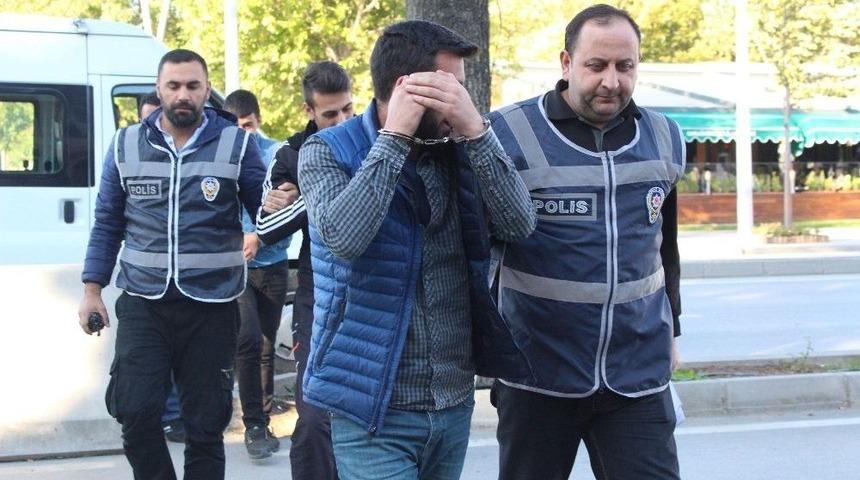 Su&ccedil;&uuml;st&uuml; Yakalanan Hırsızlar Adliyeye Sevk Edildi