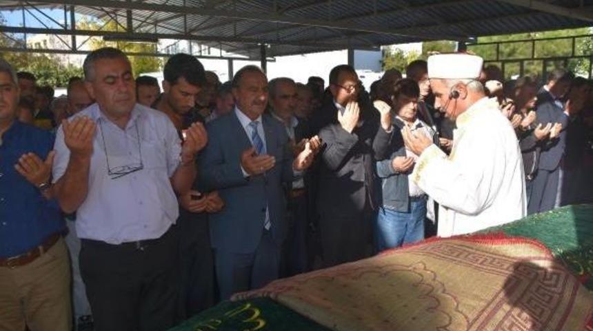 T&uuml;praş'taki Patlamanın Ardından 7 G&ouml;zaltı (5)