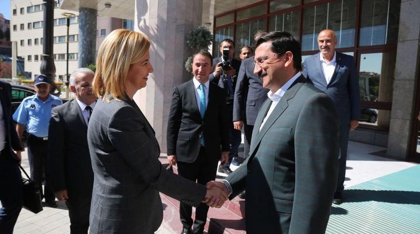 Gagavuzya Başkanı Vlah’dan Başkan Ak’a Davet