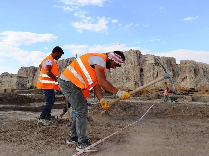 Eski Van Şehri Gün Yüzüne Çıkıyor G2