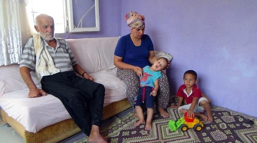 İki Odalı Gecekonduda Hayat M&uuml;cadelesi