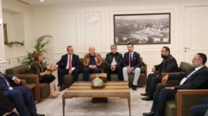 Kktc Turizm Ve &Ccedil;evre Bakanı Fikri Ataoğlu, Fatma Şahin&rsquo;i Ziyaret Etti