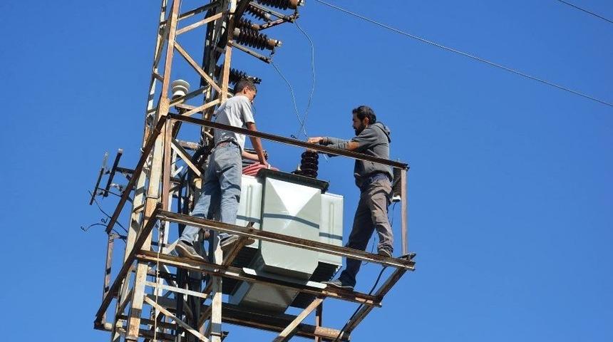 Su Depolarındaki Trafolar Yenileniyor