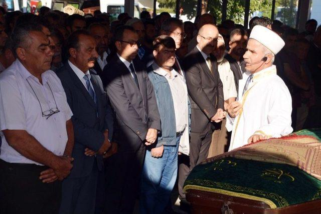 Aliağa’daki Patlamada Vefat Eden Karademir Son Yolculuğuna Uğurlandı