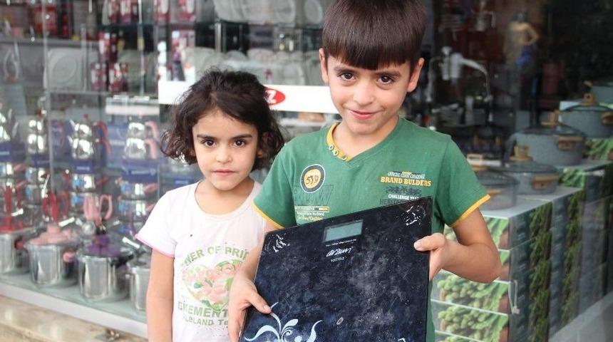 Ailelerinin Yükü Omuzlarında