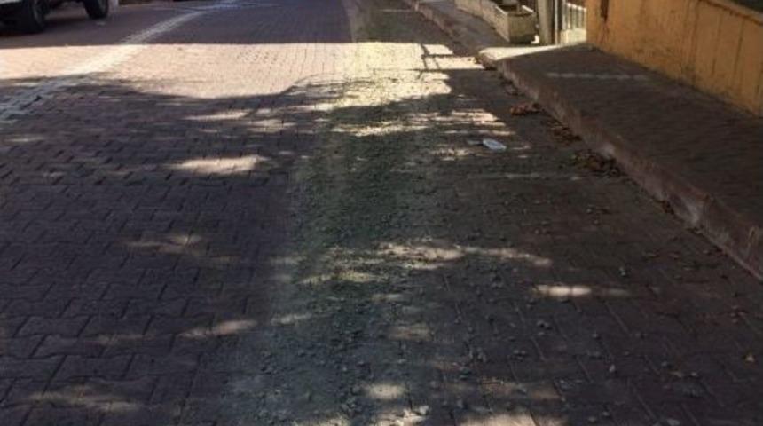 &Ccedil;evreyi Kirleten İnşaat Firmasına 4 Bin Tl Ceza Kesildi