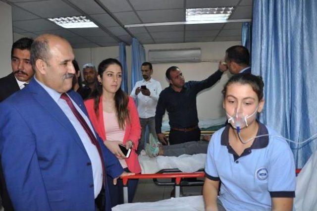 Tarsus'ta 15 Öğrenci Zehirlenme Şüphesiyle Hastaneye Kaldırıldı/ Ek Fotoğraflar