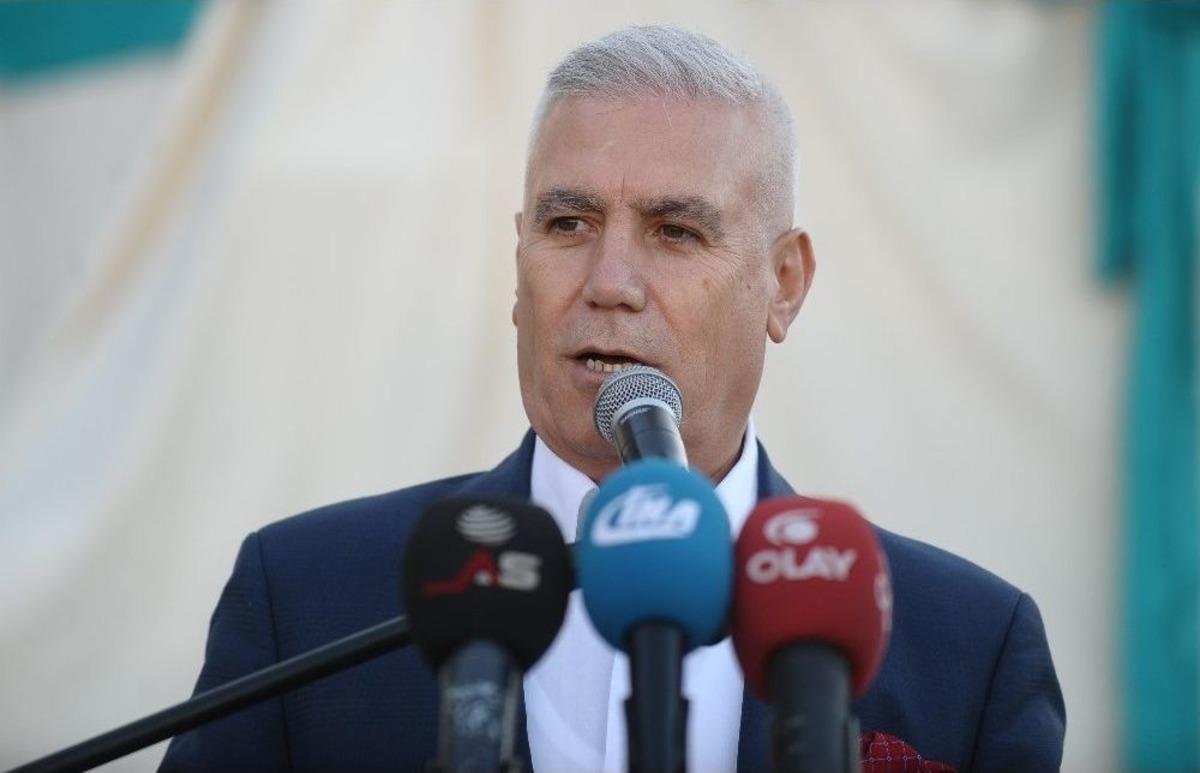 Bu Kulede 365 G&uuml;n Şiir Okunacak