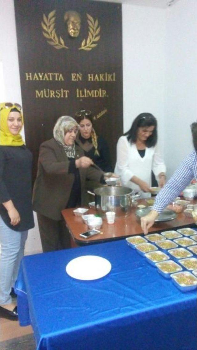 Mhp&rsquo;li Kadınlardan Aşure İkramı 1