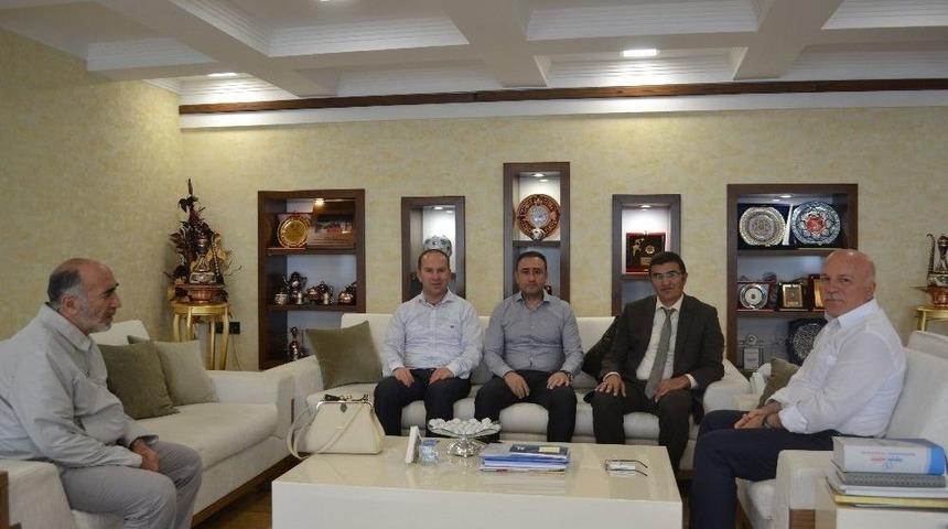 Başkan Sekmen&rsquo;den Devlet Koruması Altındaki &Ccedil;ocuklara Anlamlı Destek