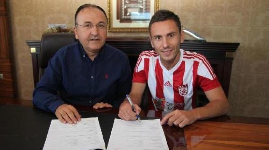 Demir Grup Sivasspor Sergiy Rybalka'yla Imzaladı