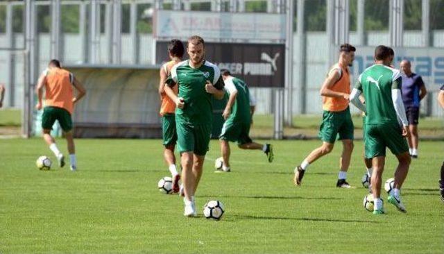 Bursaspor'da Sabah Antrenmanı