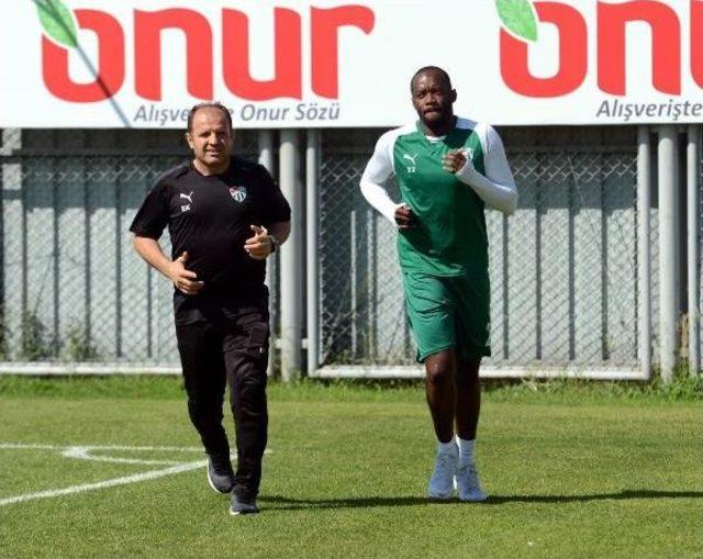 Bursaspor'da Sabah Antrenmanı