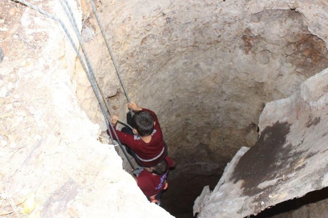 10 Metrelik Kuyuya D&uuml;şen &Ccedil;ocuk Yara Almadan Kurtarıldı