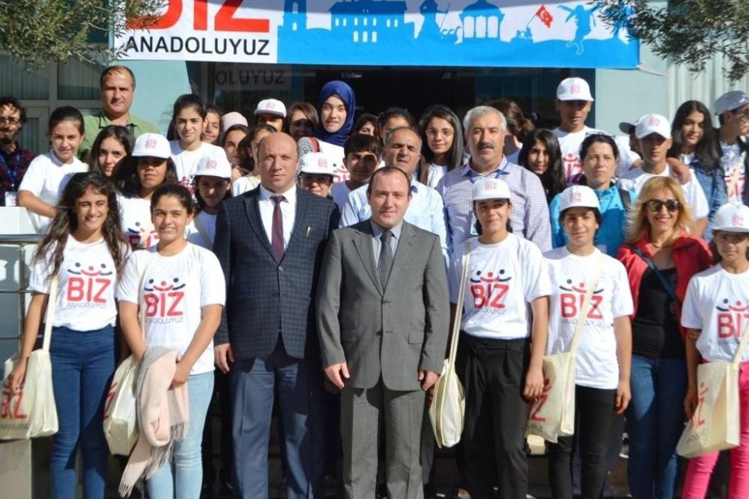 &rsquo;biz Anadoluyuz&rsquo; Projesi Gezdiriyor