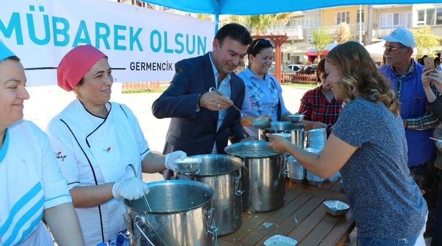Germencik Belediyesinden Aşure Hayrı