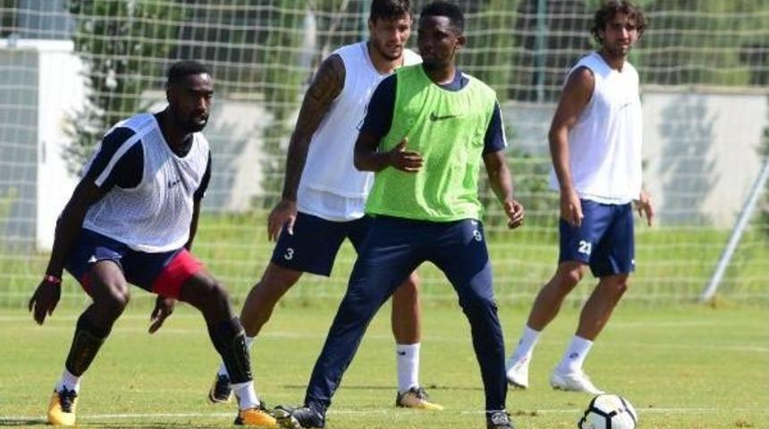 Eto'o Galatasaray'a Karşı Oynamak Istiyor