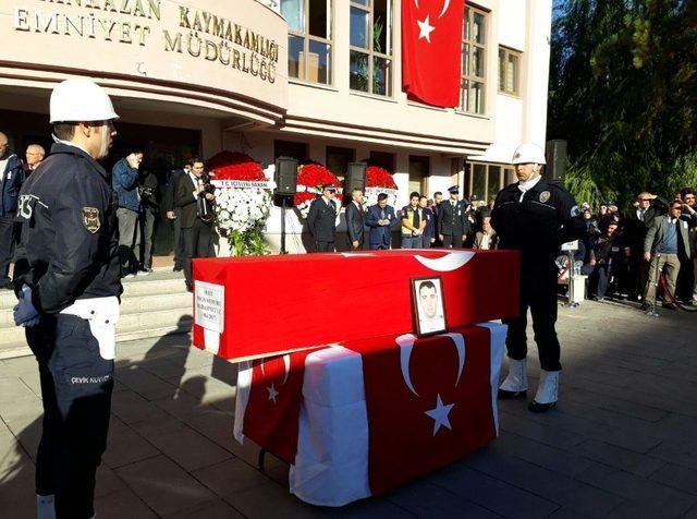 Kahramankazan Şehidini Uğurladı