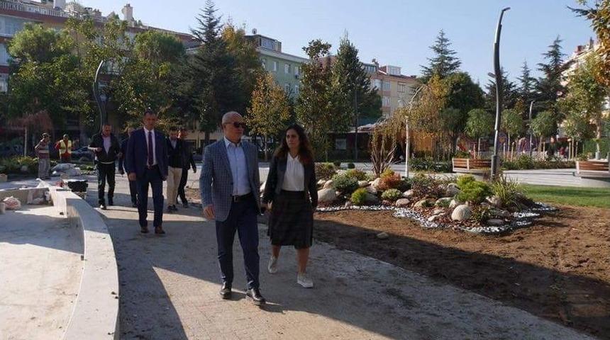 Başkan Hasan Akg&uuml;n, İl&ccedil;ede Ger&ccedil;ekleştirilen &Ccedil;alışmaları Yerinde İnceledi