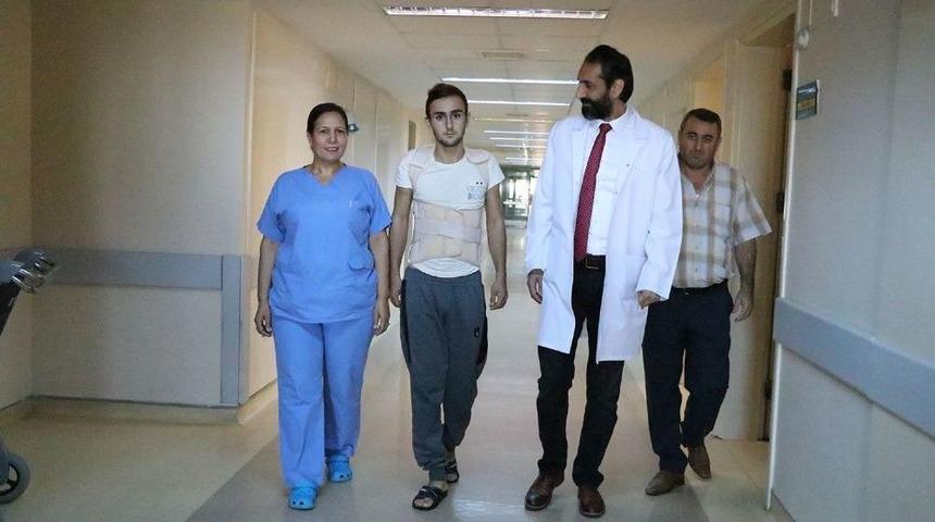 Omuriliği Kırıldı, 3 G&uuml;n Sonra Y&uuml;r&uuml;d&uuml;