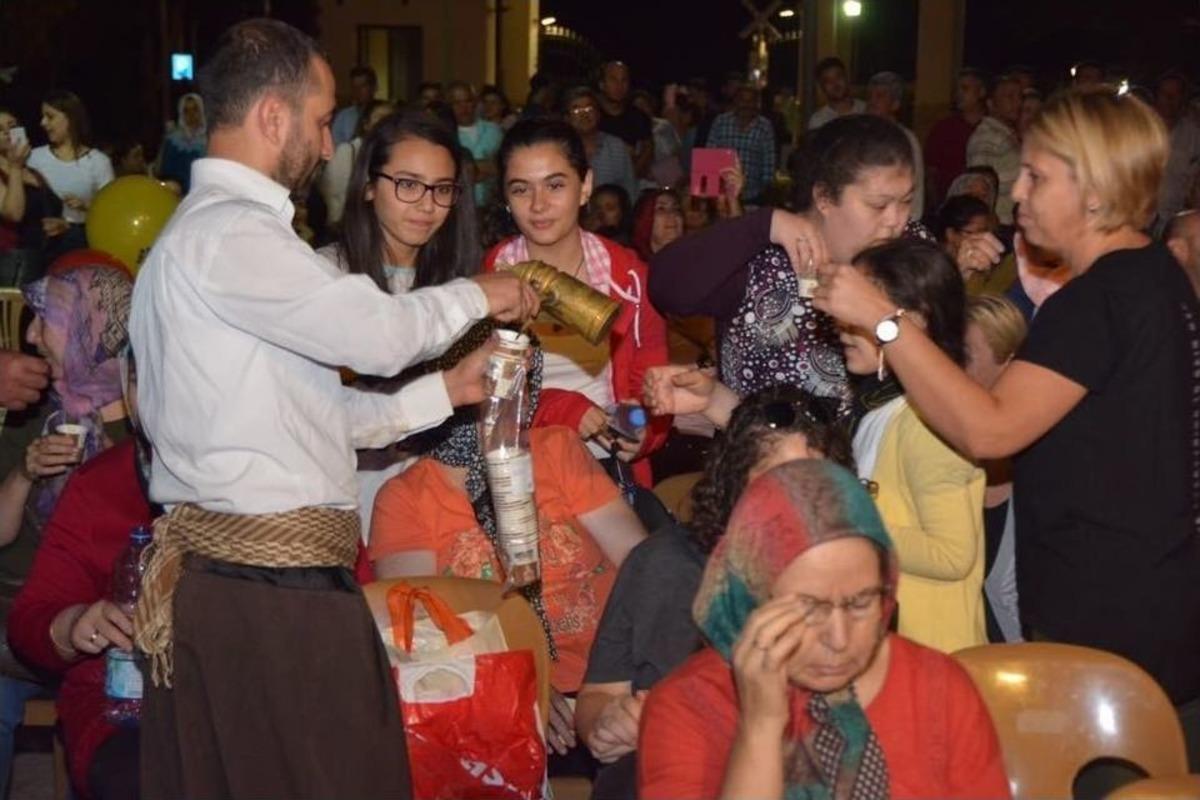 &Ouml;demiş&rsquo;te Sıra Gecesi Coşkusu